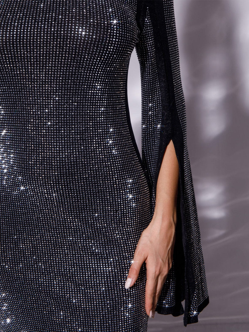 WOMEN'S LONG BELL SLEEVES V-NECK BODYCON STUDS MINI DRESS