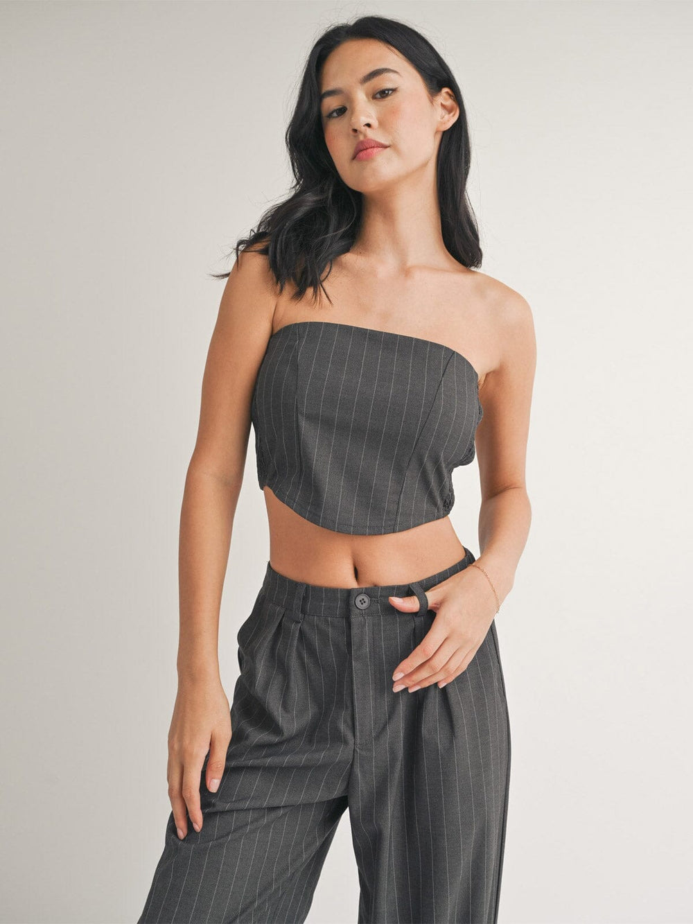 WOMEN'S SLEEVELESS SMOCK CROP STRIPES TOP