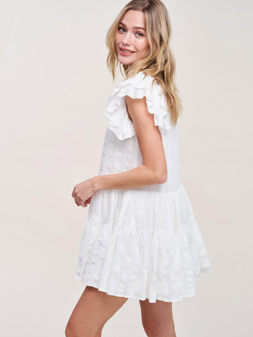 WOMEN'S SHORT SLEEVE V-NECK RUFFLE MINI DRESS