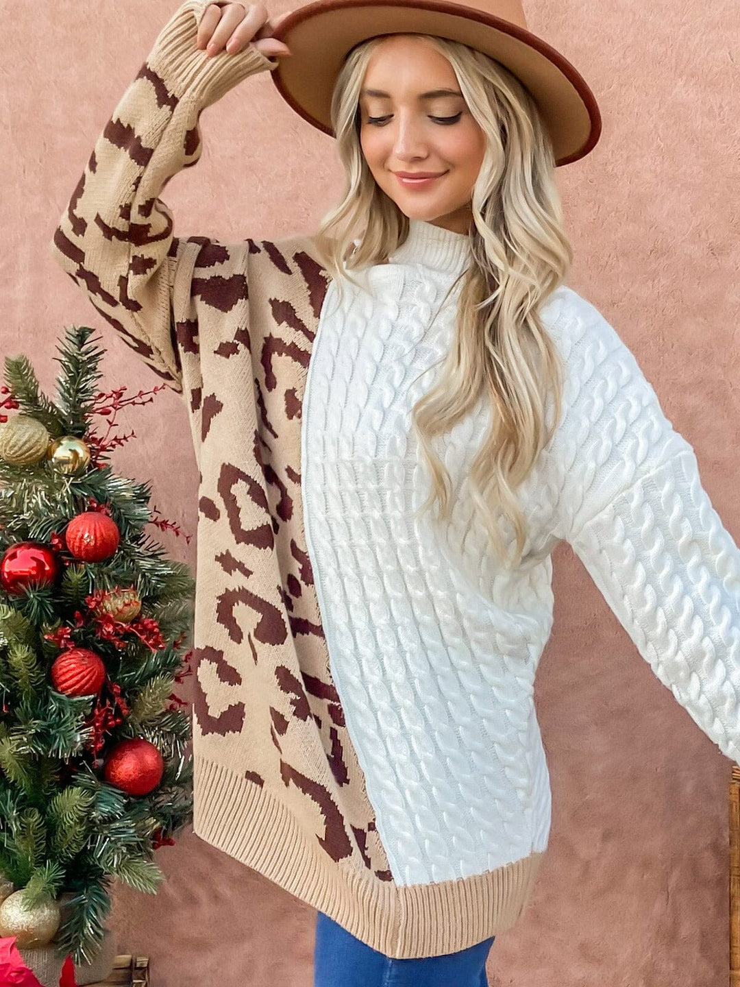 WOMEN'S LONG SLEEVE COLD SHOULDER CABLE KNIT PULLOVER OVERSIZED SWEATER