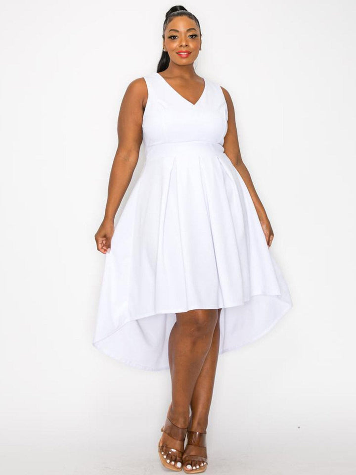 PLUS SIZE SLEEVELESS V-NECK HIGH-LOW MIDI DRESS