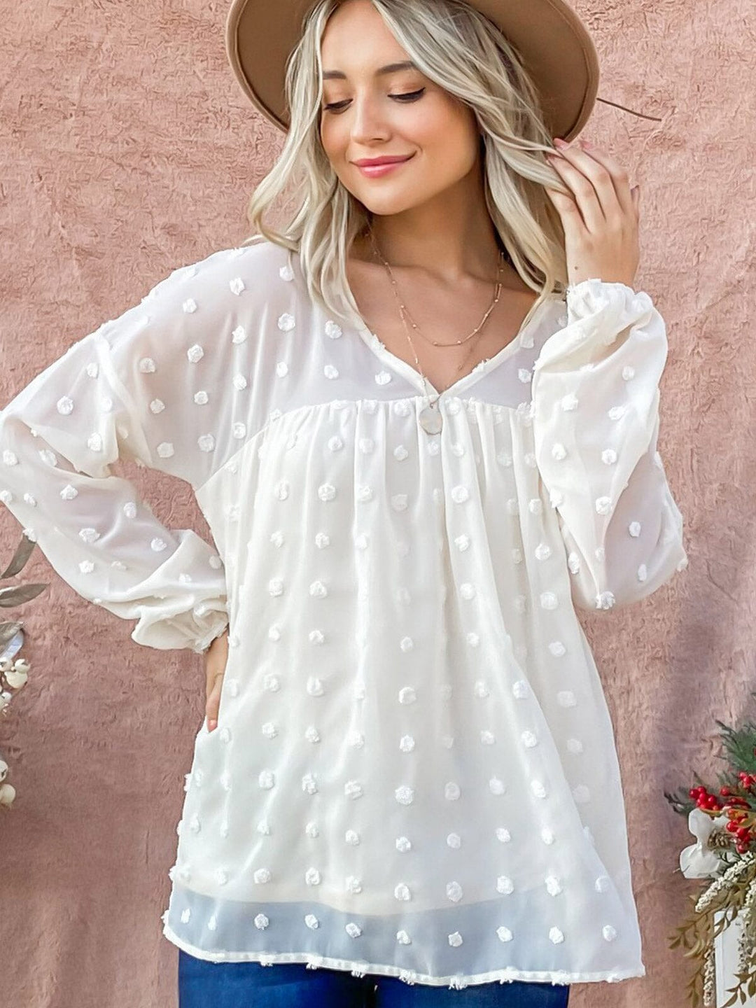 WOMEN'S LONG SLEEVE V-NECK SWISS DETAILED BLOUSE