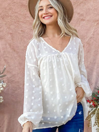 WOMEN'S LONG SLEEVE V-NECK SWISS DETAILED BLOUSE