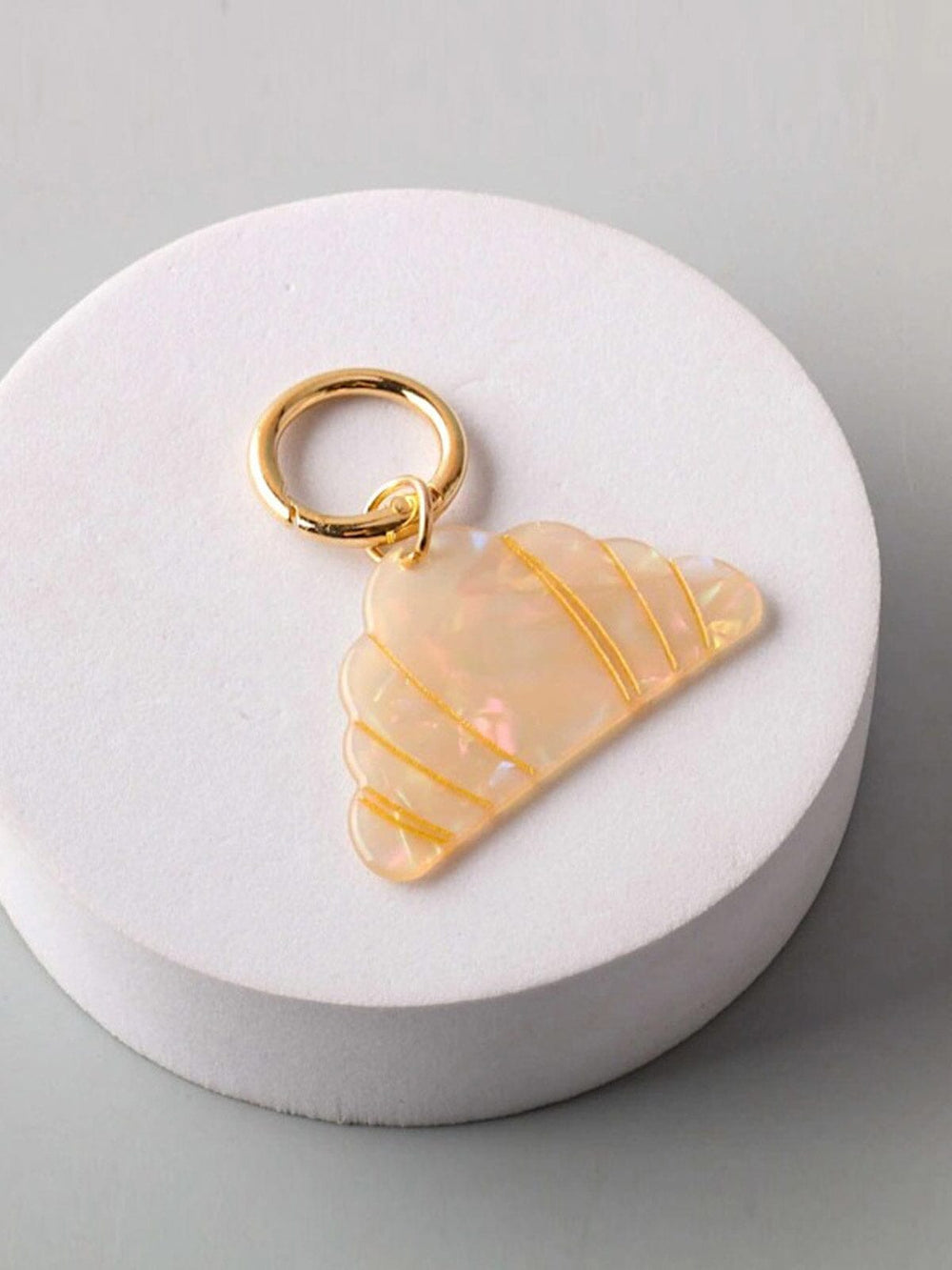 WHERE YOU GO YOUE CHARM GOES! FASHION PENDANT CHARMS