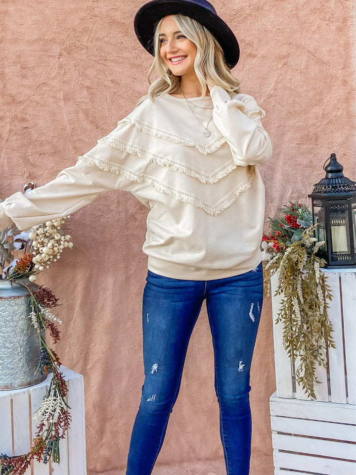 WOMEN'S LONG SLEEVEFRINGE DETAILED TOP