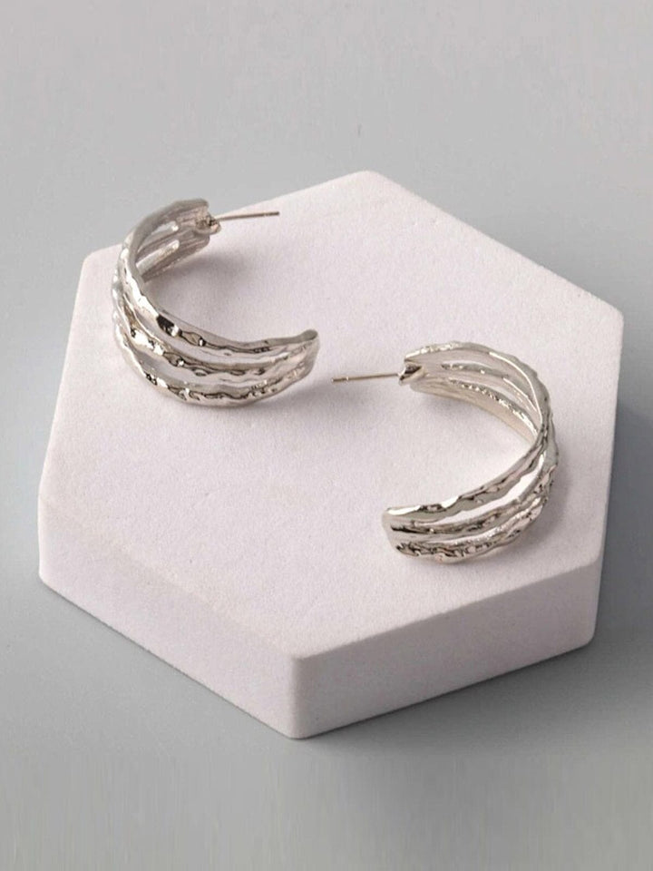 FASHION GOLD & SILVER HALF HOOPS EARRINGS