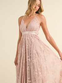 WOMEN'S SLEEVELESS V-NECK OPEN BACK FLORAL LACE MAXI DRESS