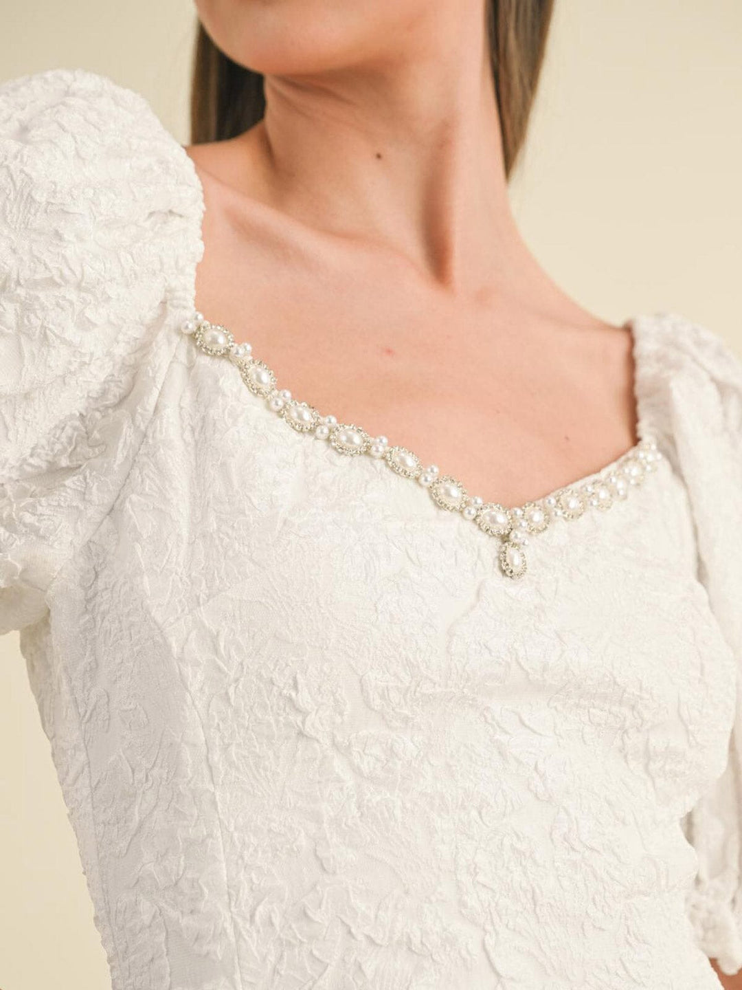 WOMEN'S SHORT PUFF SLEEVE FLORAL DETAILED MINI DRESS