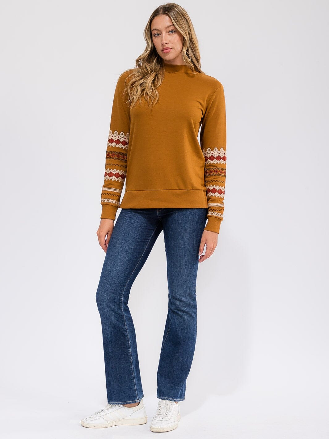 WOMEN'S LONG DETAILED SLEEVE SIDE SLIT TOP