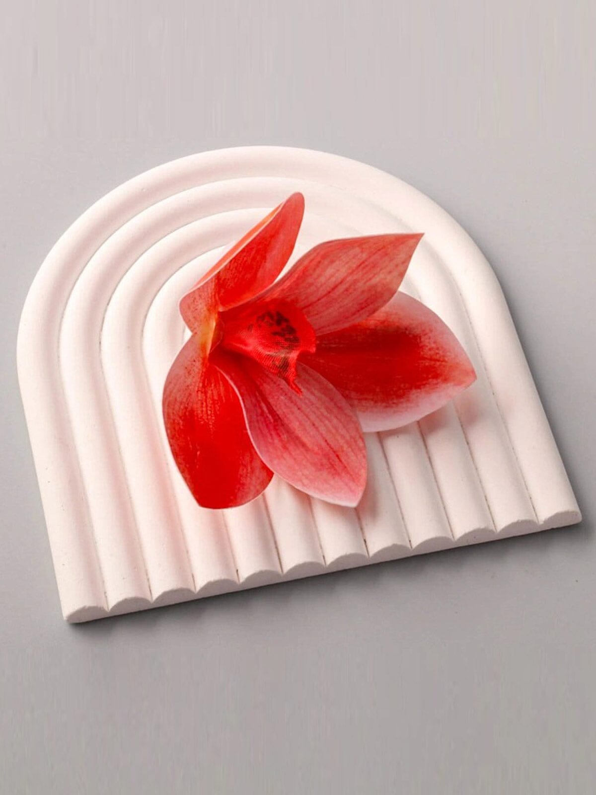 FASHION ASSORTED COLORS FLOWER HAIR CLIPS