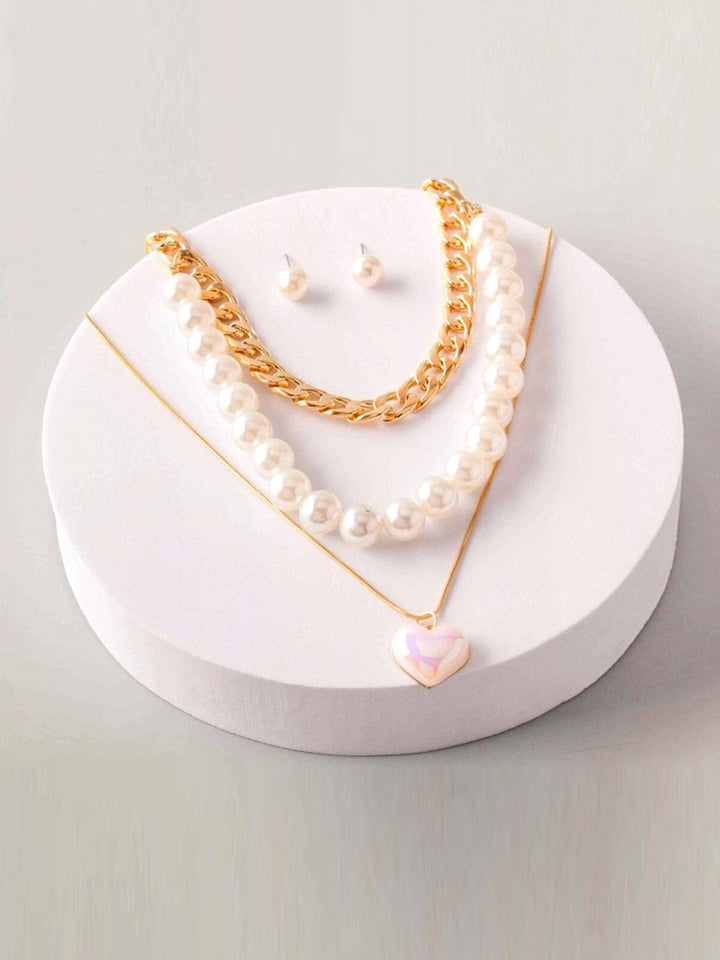 FASHION STUDS EARRINGS & HEART PENDANT CHAIN PEARL NECKLACE SET