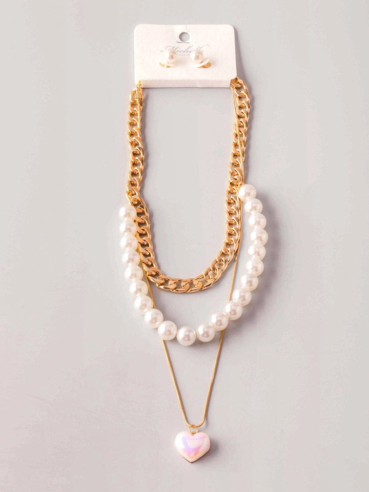 FASHION STUDS EARRINGS & HEART PENDANT CHAIN PEARL NECKLACE SET