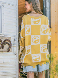 WOMEN'S LONG SLEEVE FRONT POCKET GRAPHIC PULLOVER SWEATER