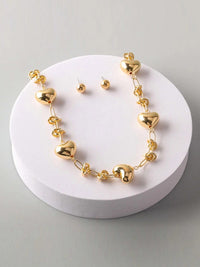 FASHION STUDS EARRINGS & HEART PENDANT CHAIN NECKLACE SET