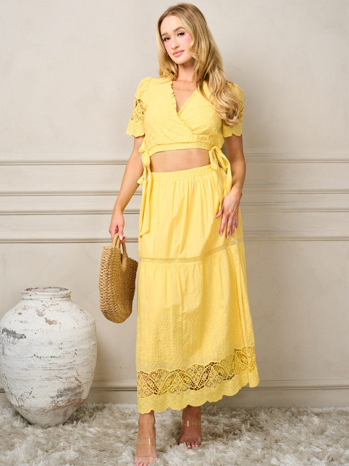 WOMEN'S SHORT SLEEVE V-NECK TOP & DETAILED MAXI SKIRT 2PC. SET