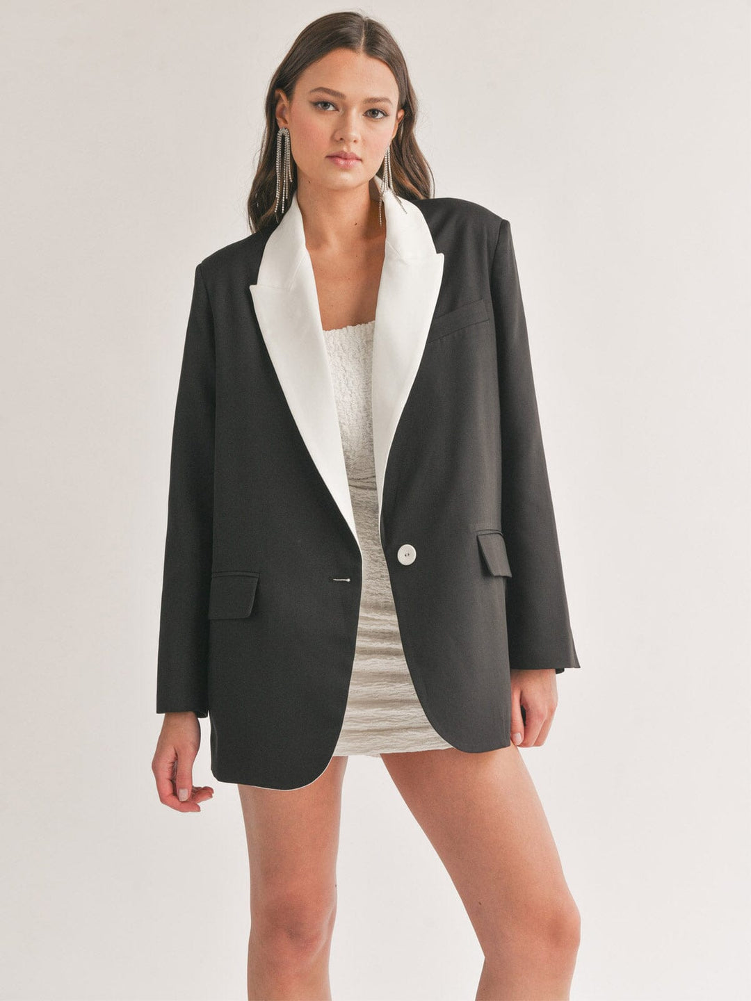 WOMEN'S LONG SLEEVE OPEN BUTTON CLOSURE COLORBLOCK BLAZER