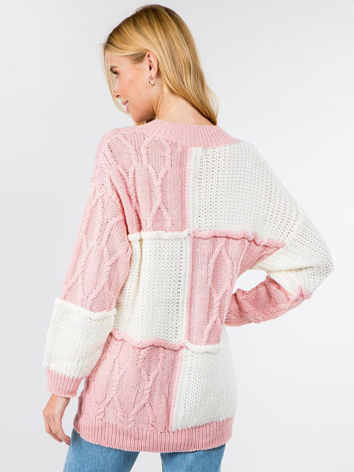 WOMEN'S LONG SLEEVE V-NECK COLORBLOCK KNIT SWEATER