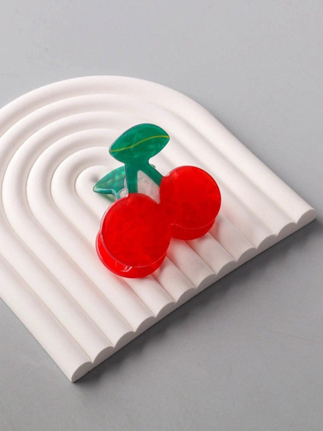 FASHION CHERRY HAIR CLAW CLIPS