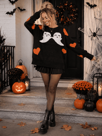 WOMEN'S LONG SLEEVE HEARTS & GHOST GRAPHIC PULLOVER SWEATER