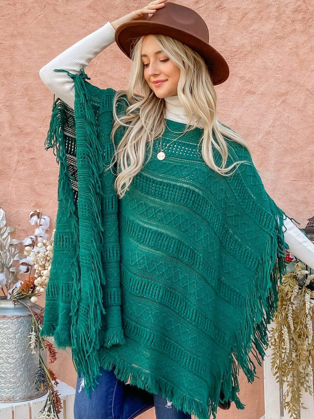 WOMEN'S TRIM FINGE PULLOVER KNIT PONCHO