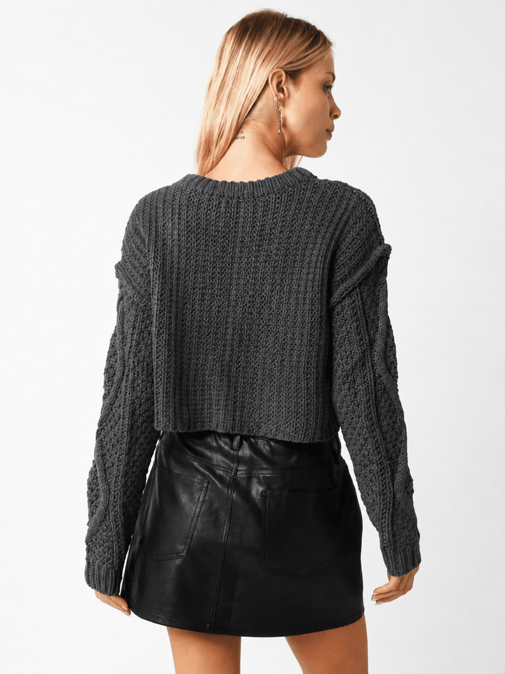 WOMEN'S LONG SLEEVE CABLE KNIT PULLOVER CROP SWEATER