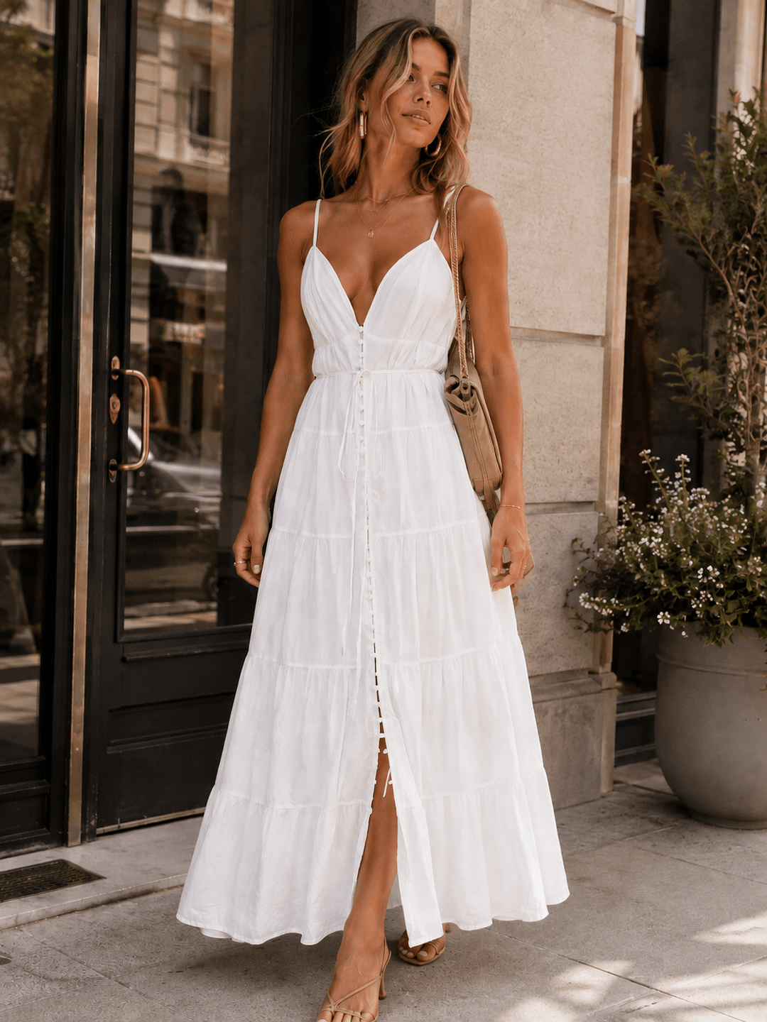 BEULAH WOMEN'S SLEEVELESS V-NECK BUTTON UP TIERED MAXI DRESS –