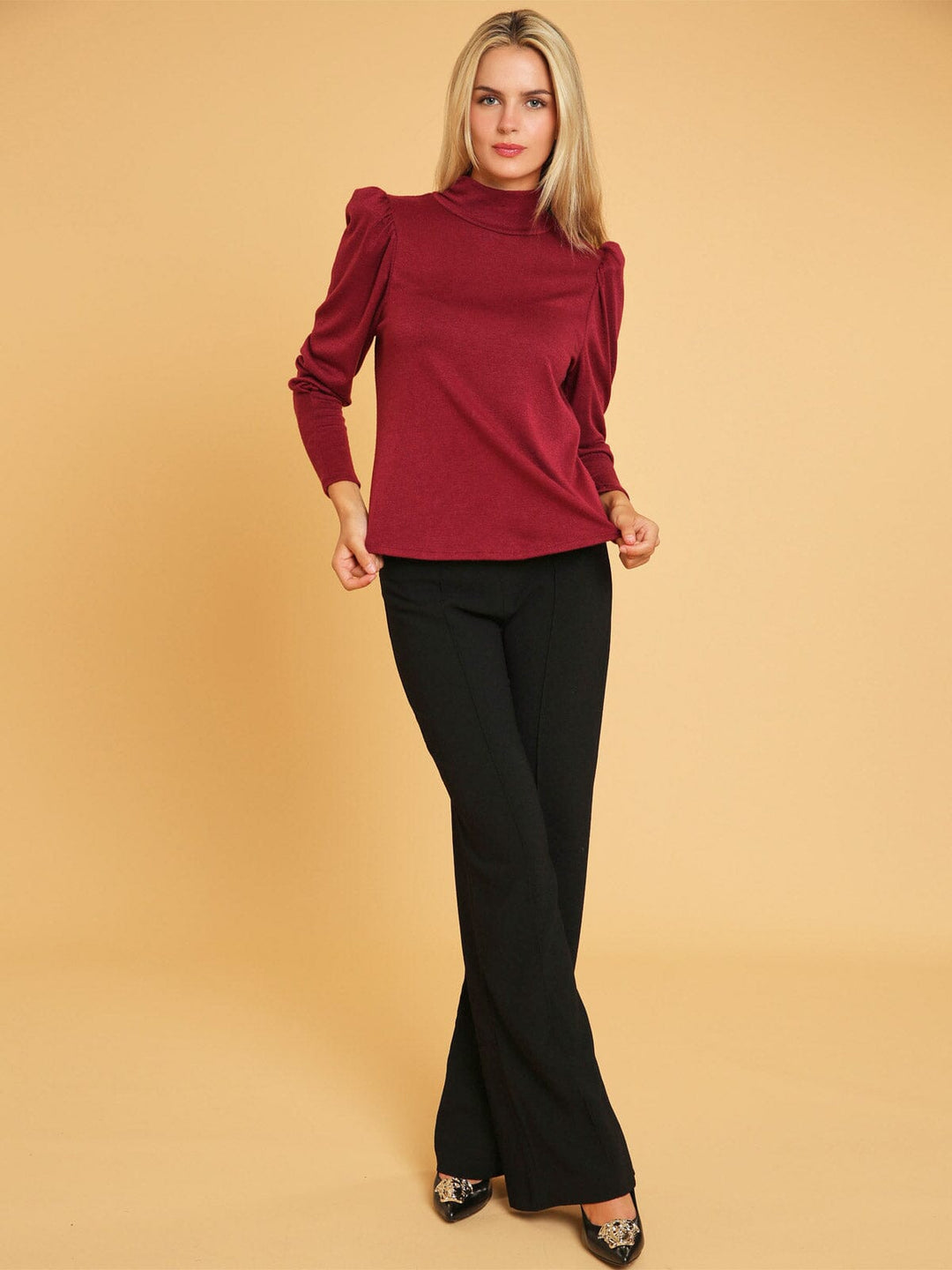 WOMEN'S LONG SLEEVE TURTLE NECK TOP