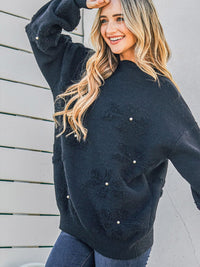 WOMEN'S LONG SLEEVE FLOWER PEARL PULLOVER SWEATER