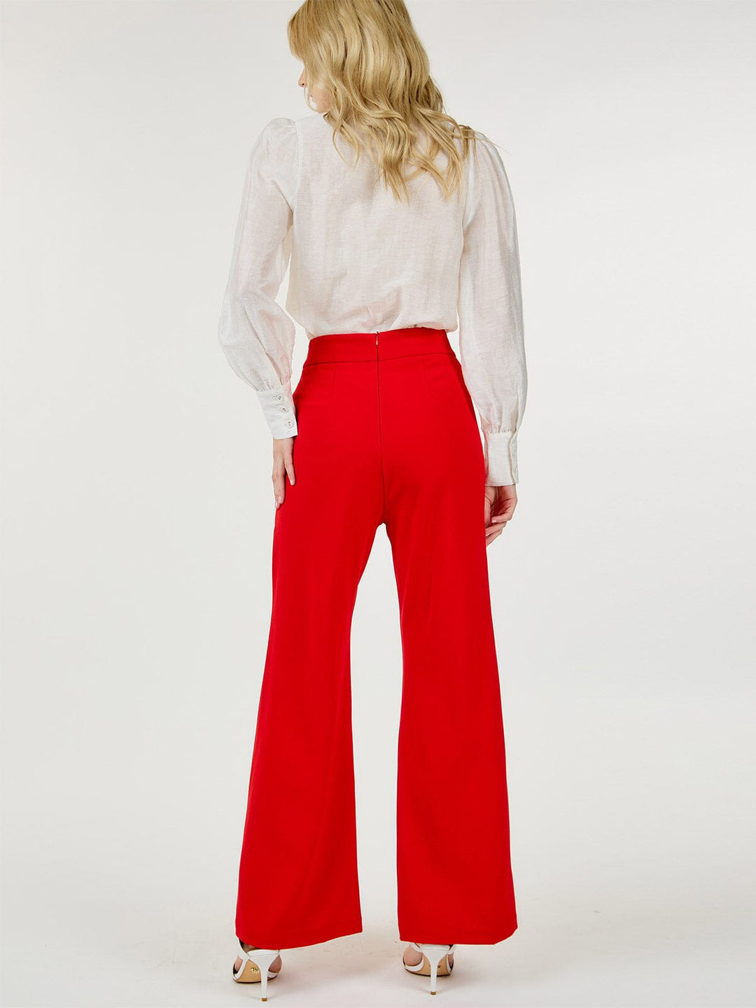 WOMEN'S BUTTON CLOSURE FRONT POCKETS WIDE LEG PANTS