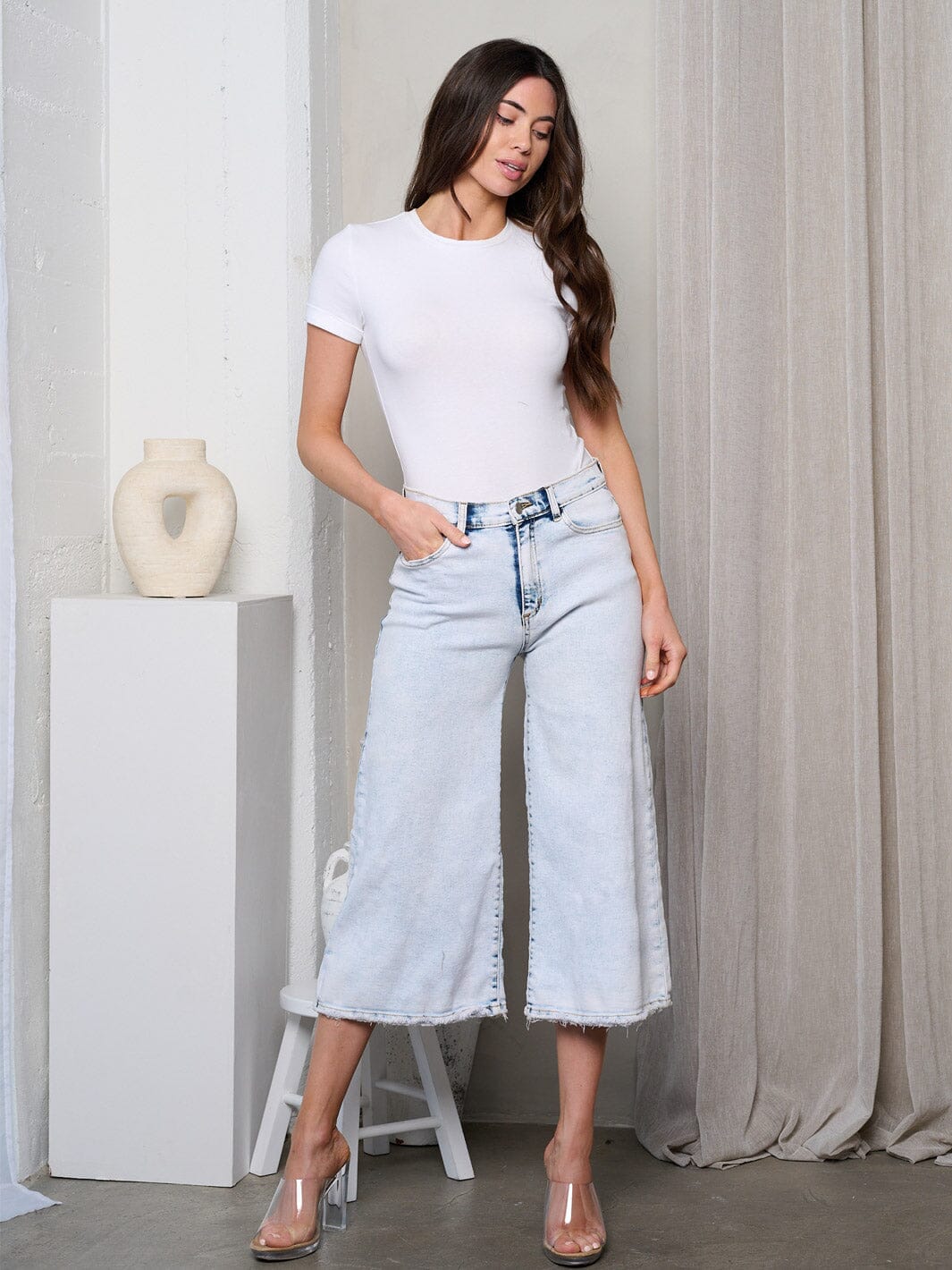 WOMEN'S HIGH RISE POCKETS WIDE LEG CAPRI PANTS