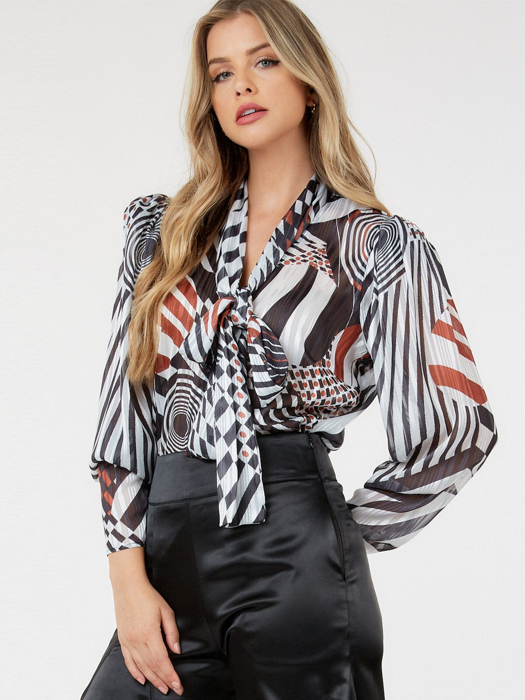 WOMEN'S LONG SLEEVE BUTTON UP V-NECK MULTI PRINT BLOUSE