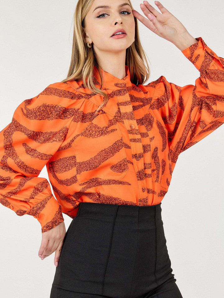 WOMEN'S LONG PUFF SLEEVE BUTTON CLOSURE PRINTED BLOUSE