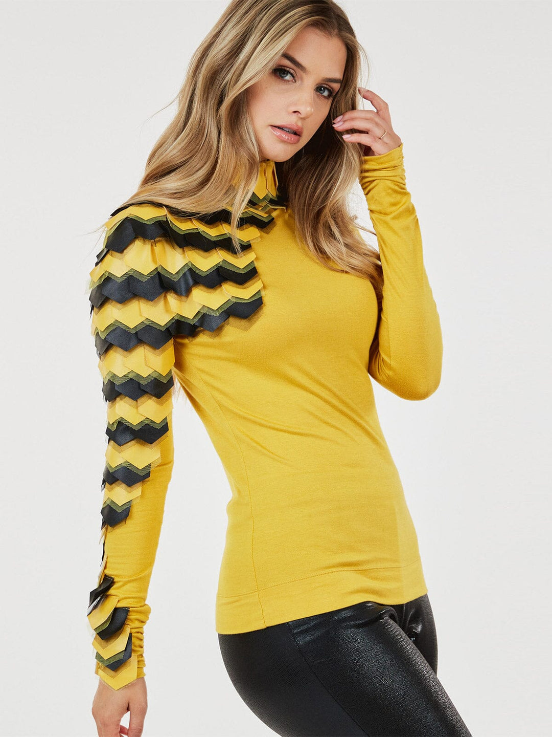 WOMEN'S LONG SLEEVE MOCK NECK COLORBLOCK RUFFLE BLOUSE