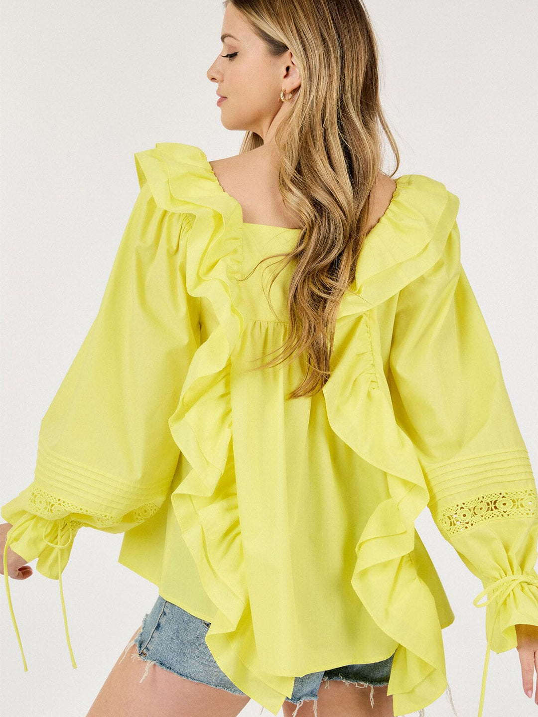 WOMEN'S LONG SLEEVE SQUARE NECK RUFFLE BLOUSE
