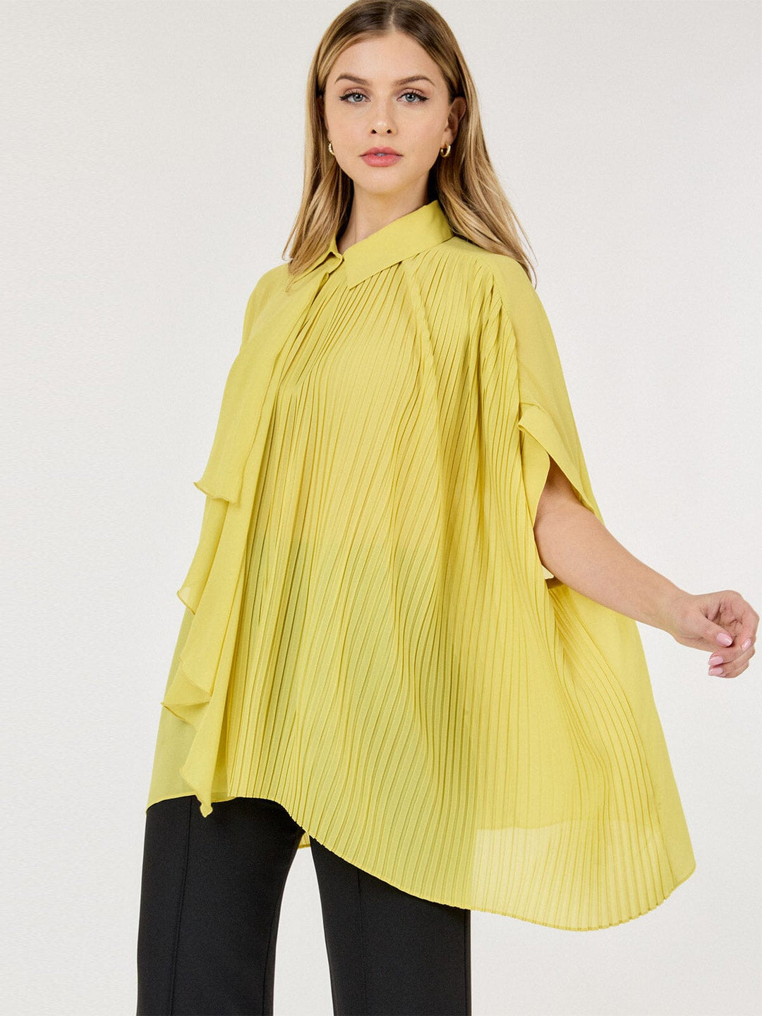WOMEN'S SHORT SLEEVE BUTTON CLOSURE PLEATED TUNIC BLOUSE