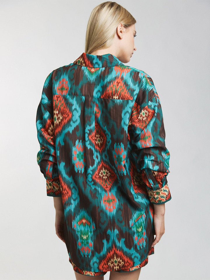 WOMEN'S LONG SLEEVE BLOUSE & ELASTIC WAISTE SHORTS MULTI PRINT 2 PC. SET