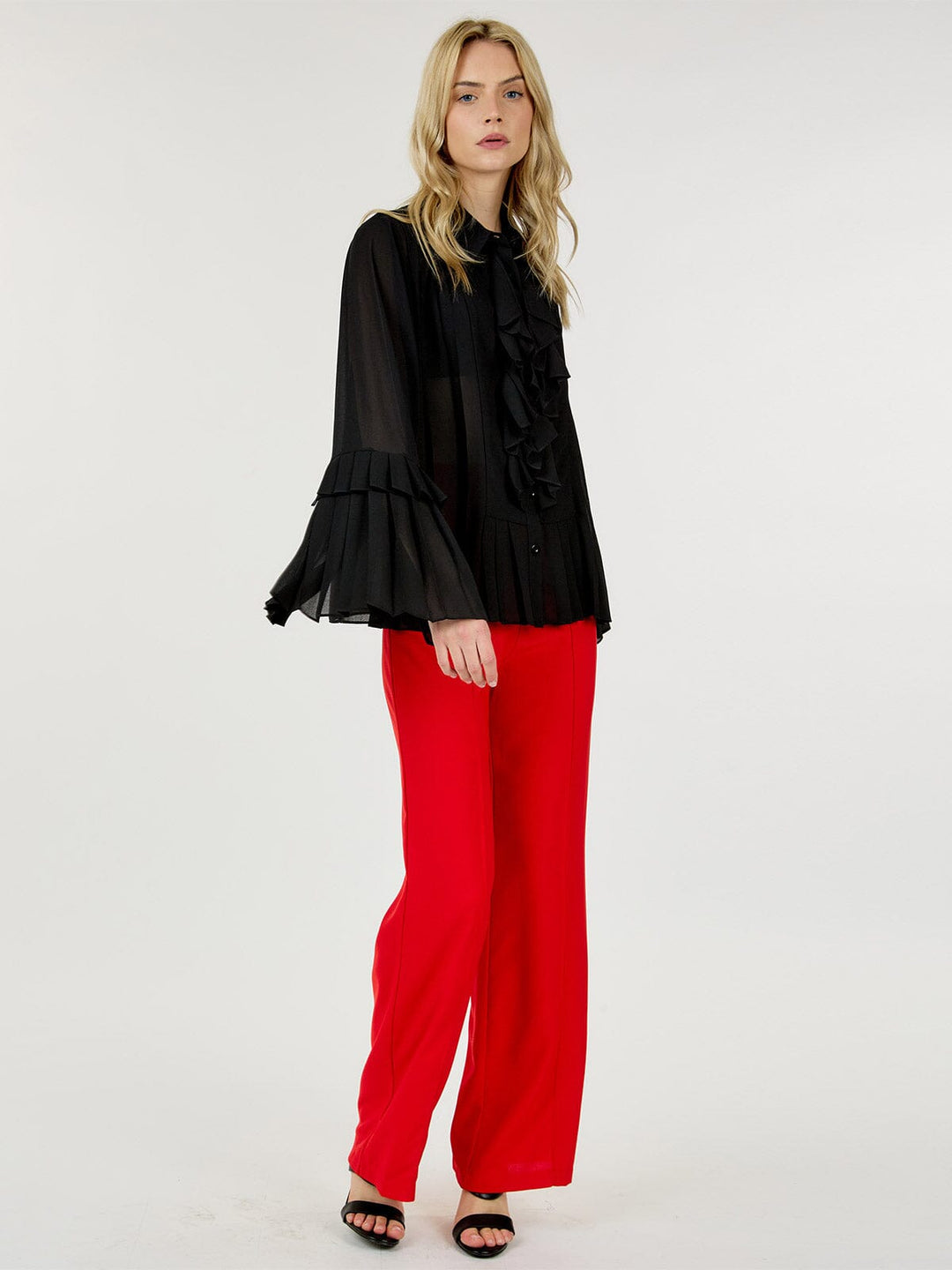 WOMEN'S LONG BELL SLEEVE BUTTON CLOSURE RUFFLE BLOUSE