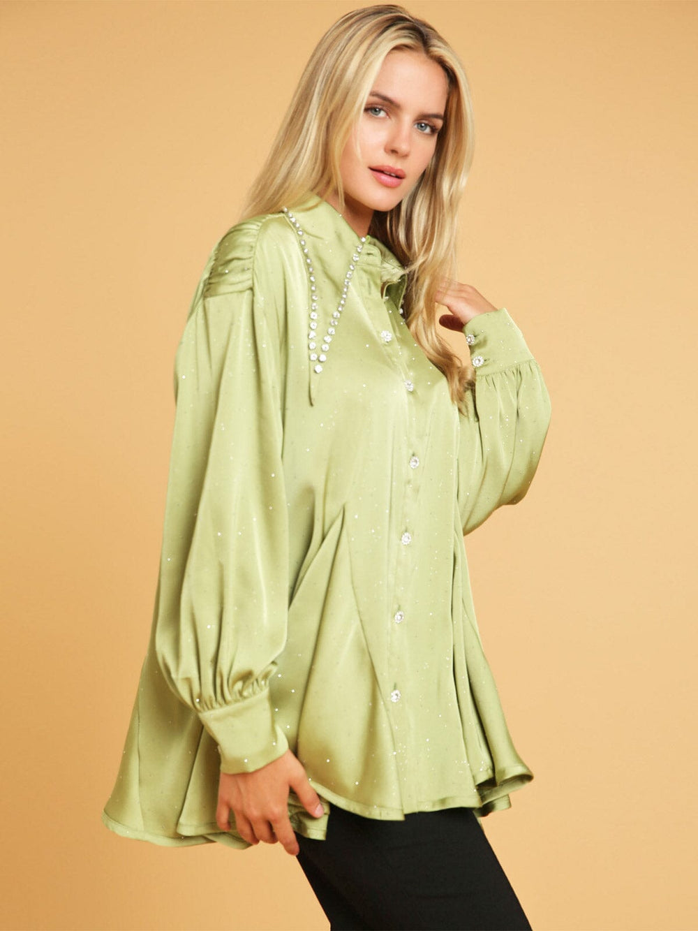 WOMEN'S LONG SLEEVE BUTTON UP STUDS DETAILED BLOUSE