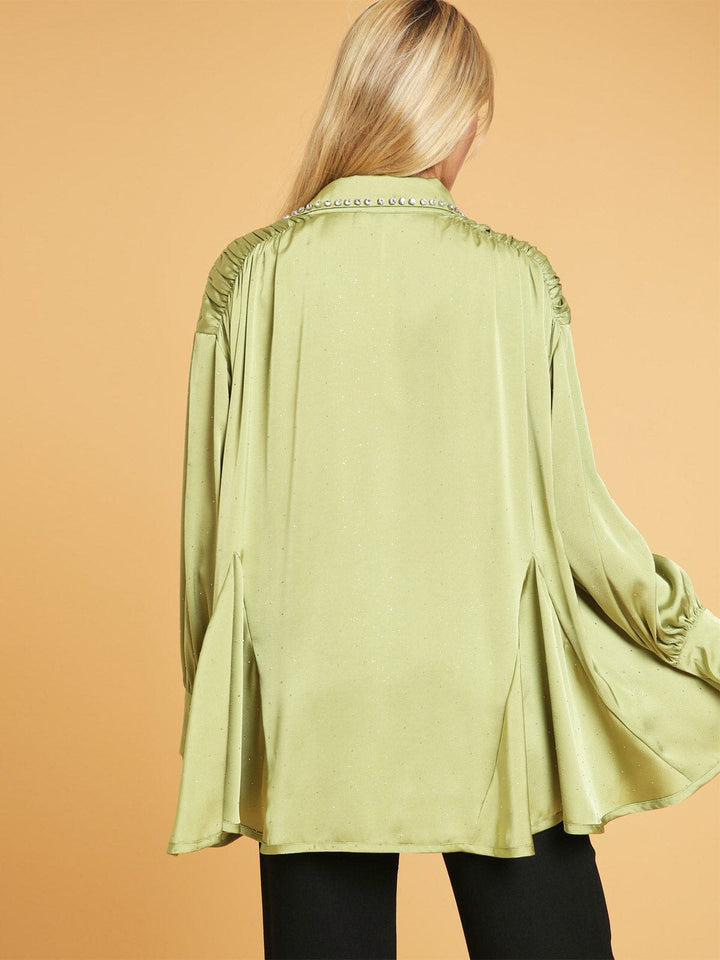 WOMEN'S LONG SLEEVE BUTTON UP STUDS DETAILED BLOUSE