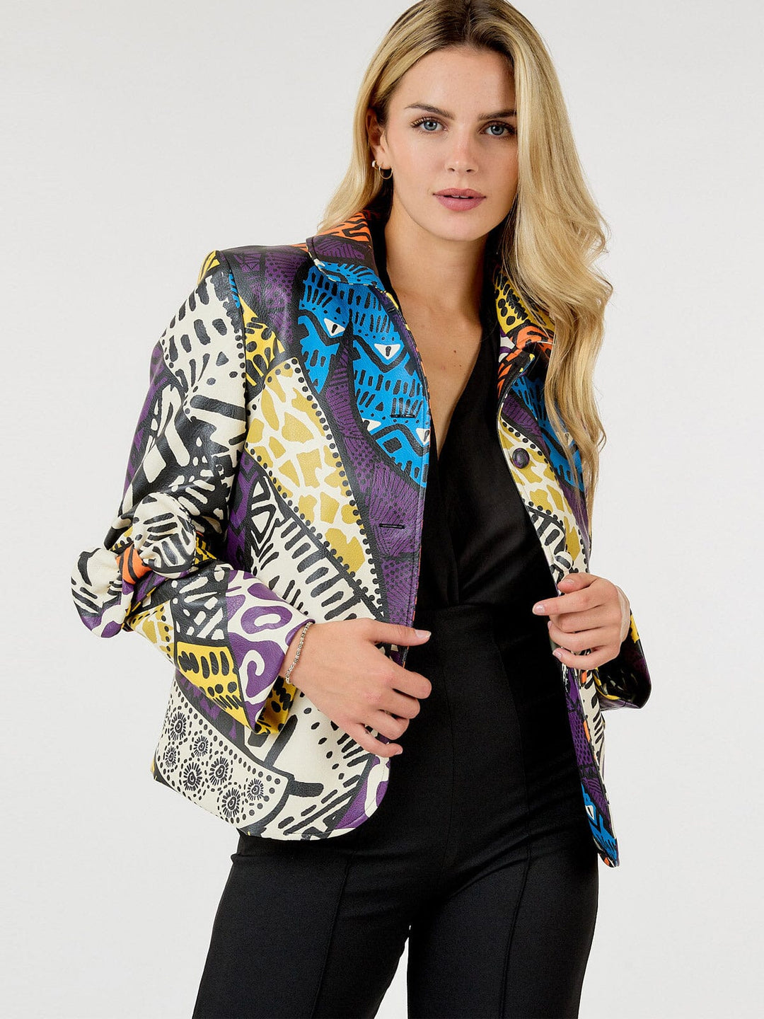 WOMEN'S LONG SLEEVE BUTTON CLOSURE POCKETS PU PLETAHER MULTI PRINT JACKET
