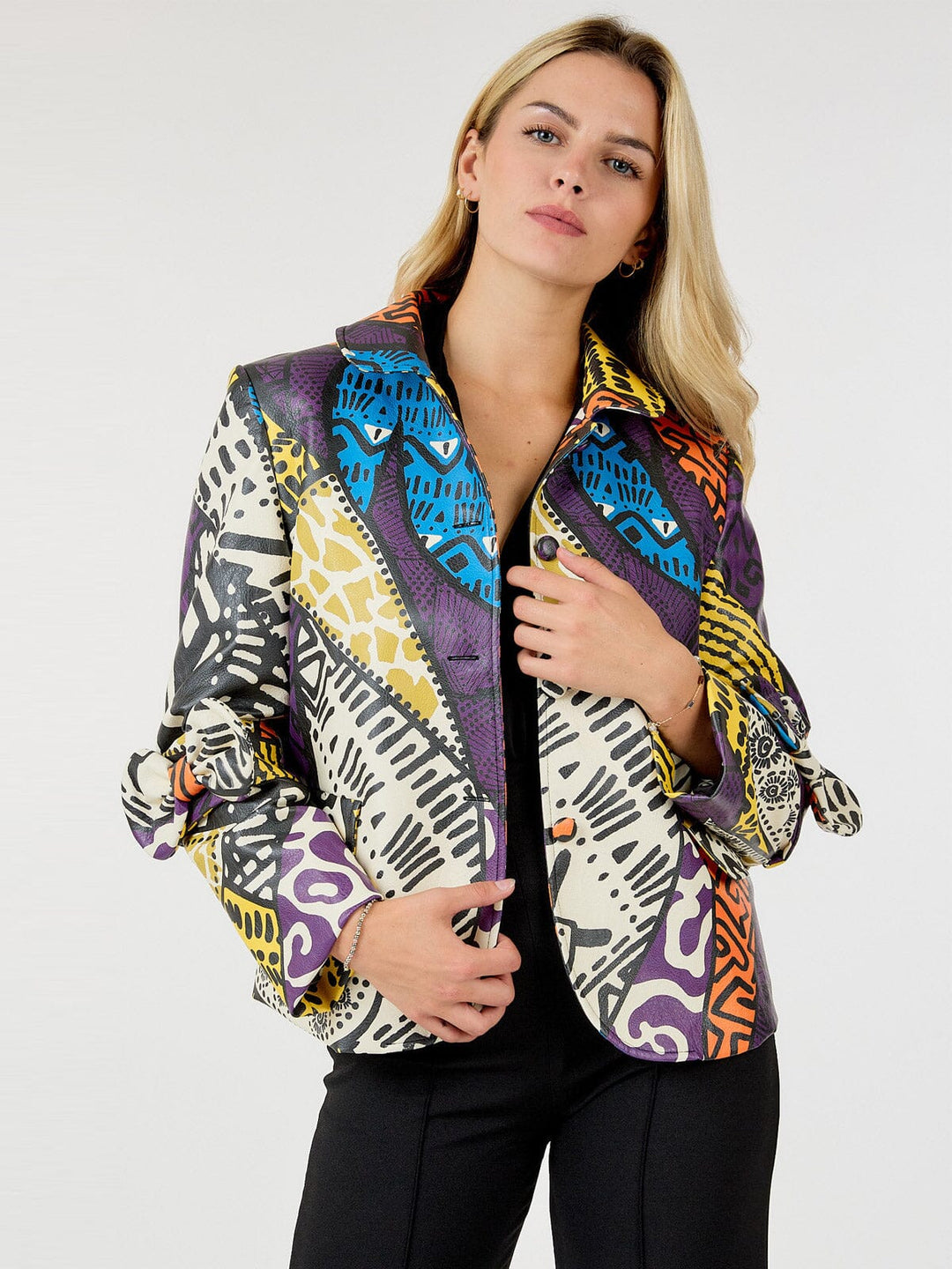 WOMEN'S LONG SLEEVE BUTTON CLOSURE POCKETS PU PLETAHER MULTI PRINT JACKET