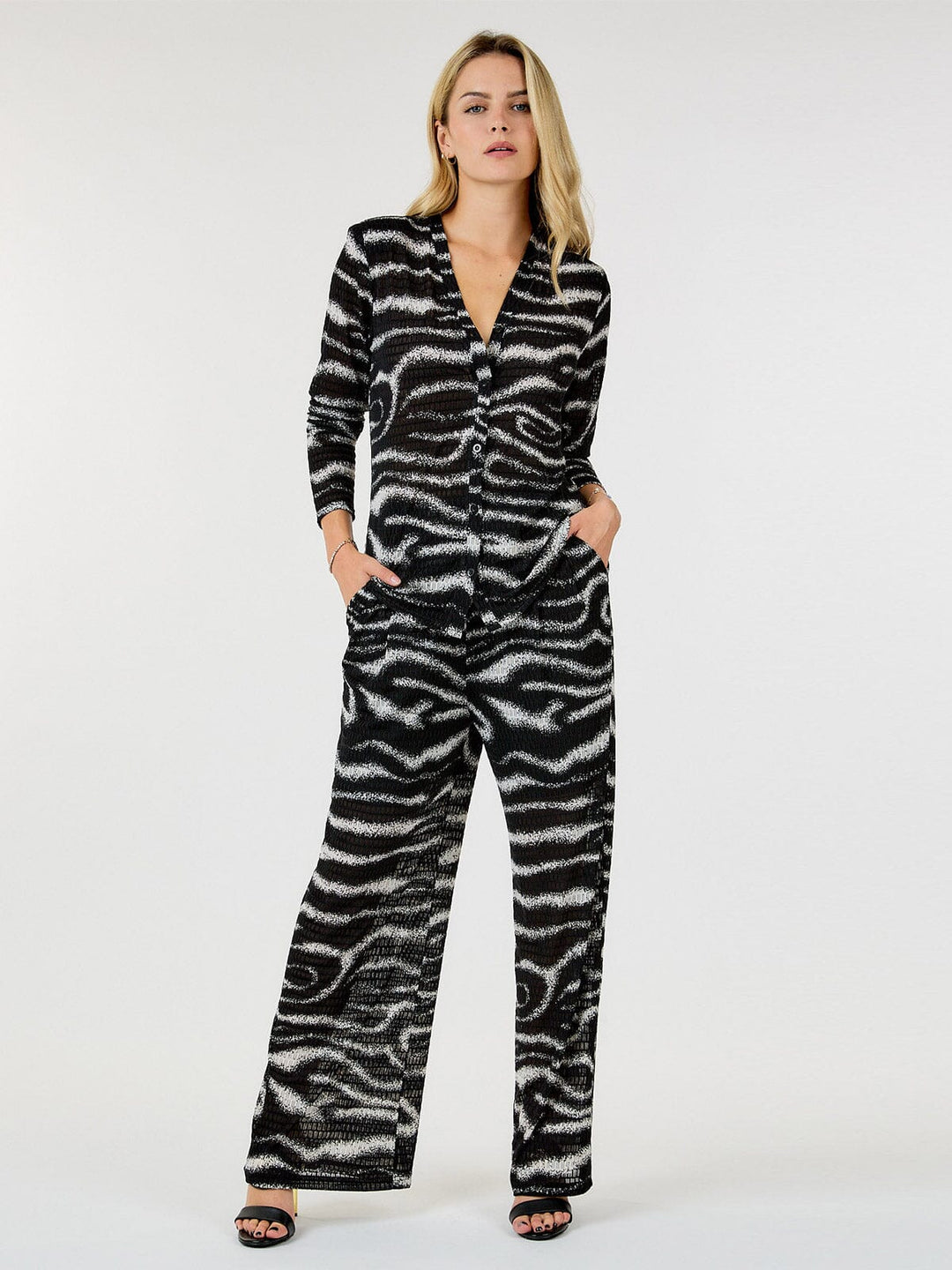 WOMEN'S LONG SLEEVE BUTTON UP TOP & ELASTIC WAIST PANTS ZEBRA PRINT 2PC.SET