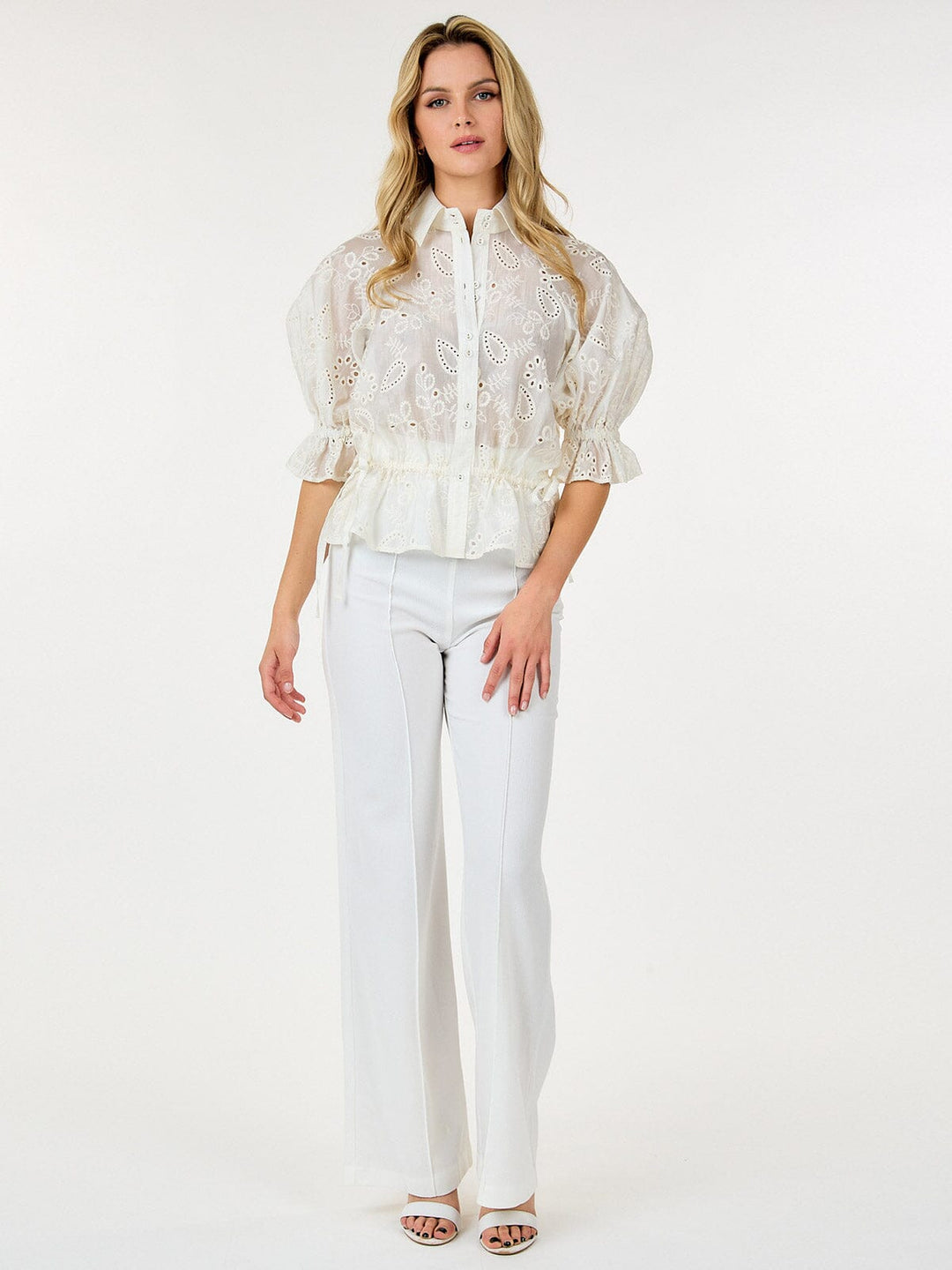 WOMEN'S SHORT PUFF SLEEVE BUTTON UP EYELET PEPLUM BLOUSE