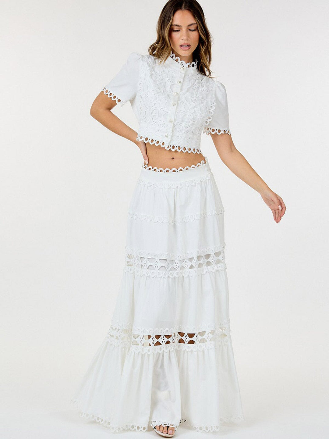 WOMEN'S SHORT SLEEVE CROP TOP & ZIP UP SKIRT EYELET DETAILED 2PC. SET