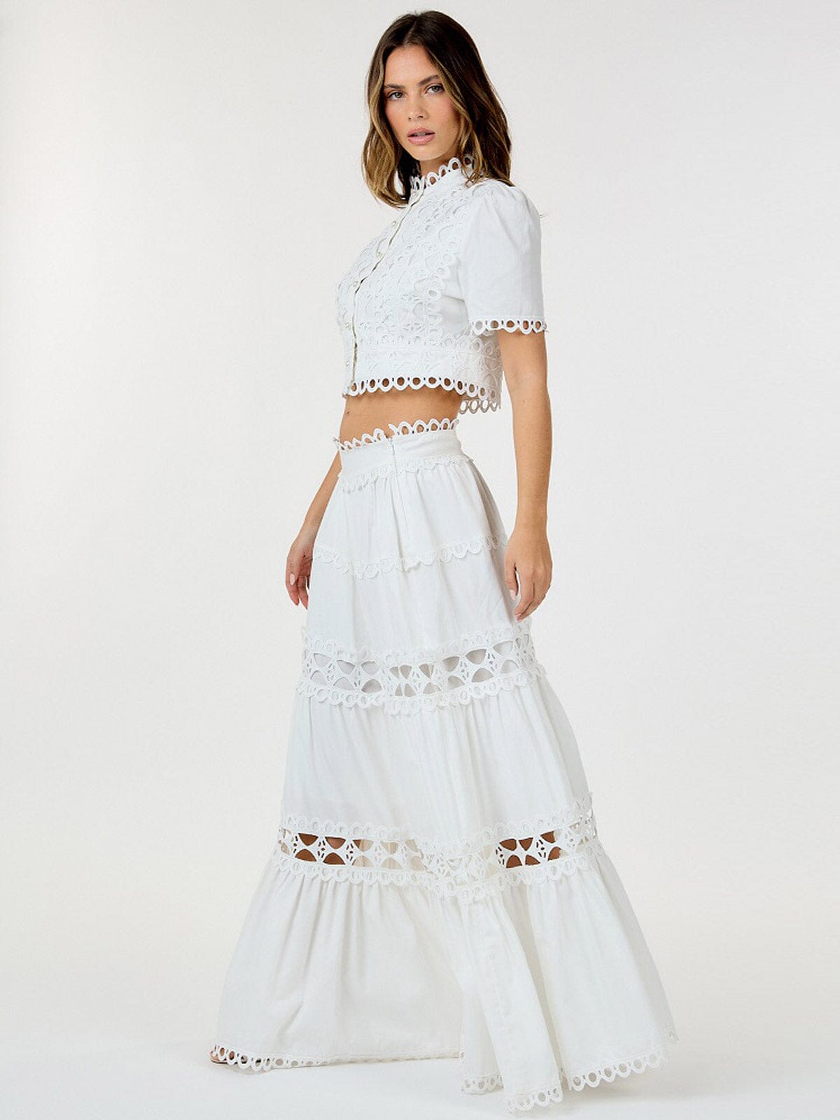 WOMEN'S SHORT SLEEVE CROP TOP & ZIP UP SKIRT EYELET DETAILED 2PC. SET