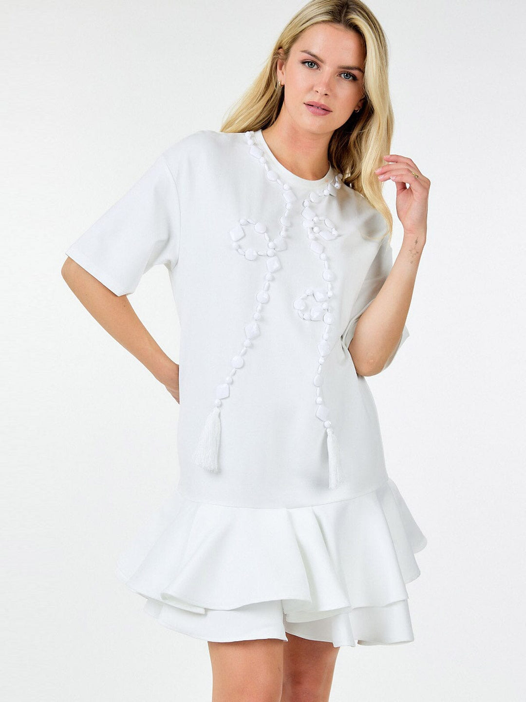 WOMEN'S SHORT SLEEVE RUFFLE BOTTOM HEM STUDS DETAILED MINI DRESS