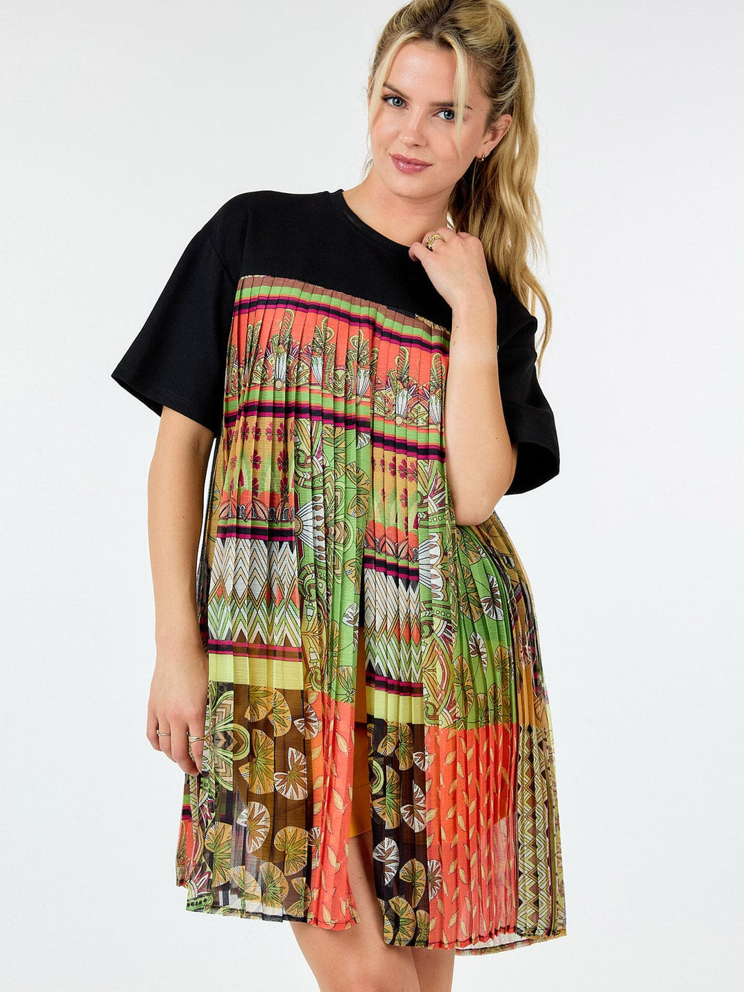 WOMEN'S SHORT SLEEVE MULTI PRINT PLEATED BLOUSE