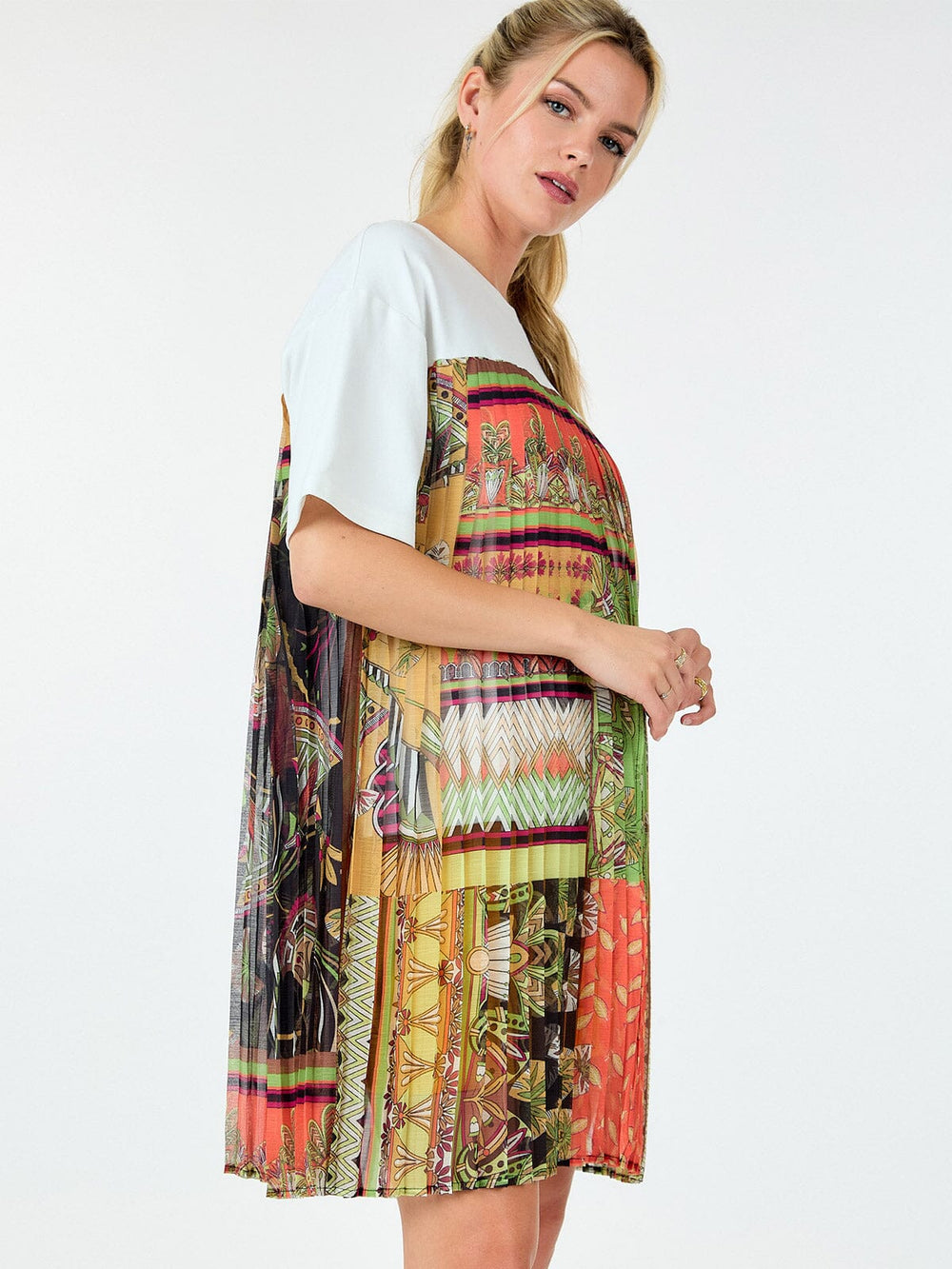 WOMEN'S SHORT SLEEVE MULTI PRINT PLEATED BLOUSE