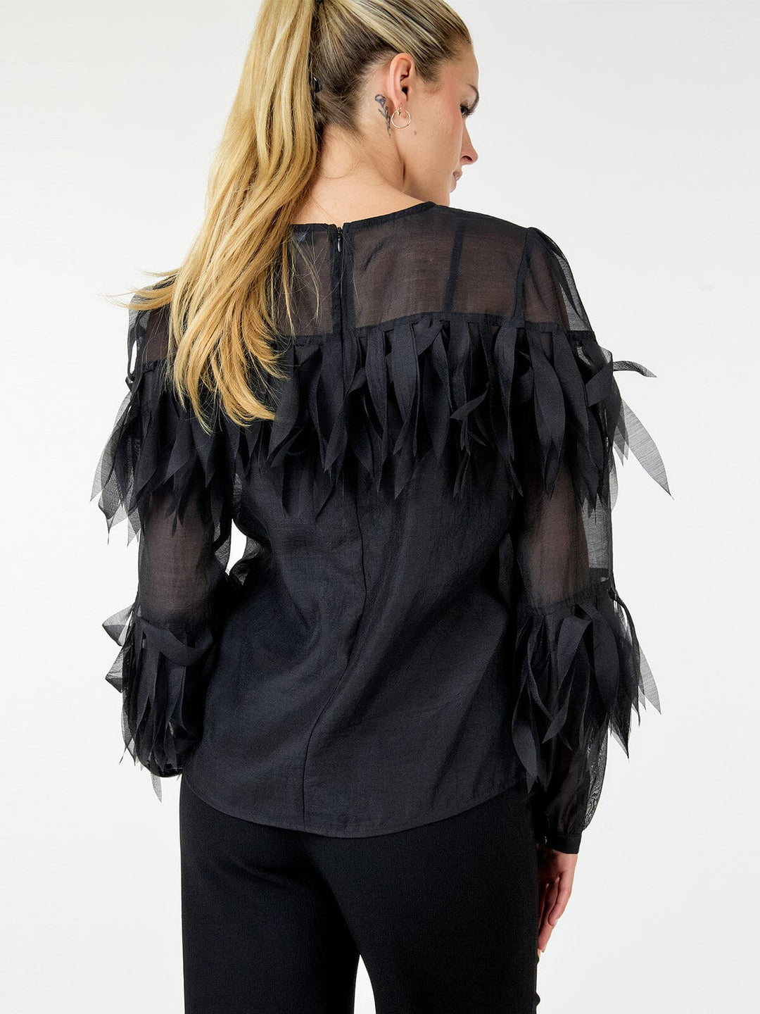WOMEN'S LONG SLEEVE TIERED FRINGE BLOUSE