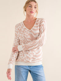 WOMEN'S LONG SLEEVE V-NECK ANIMAL PRINT PULLOVER SWEATER